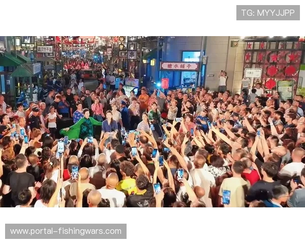 排球赛事拉动商丘餐饮消费,地方特色小吃市集客流增长 排球赛事拉动商丘餐饮消费,地方特色小吃市集客流增长