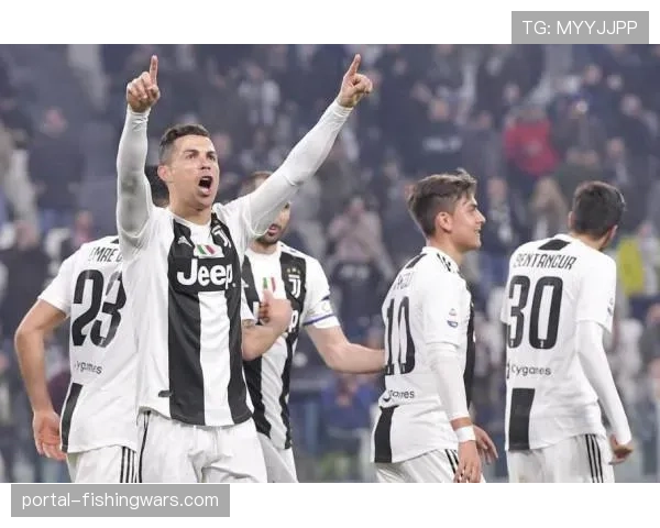 尤文图斯对阵热那亚，麦肯尼领衔冲击欧冠区关键战